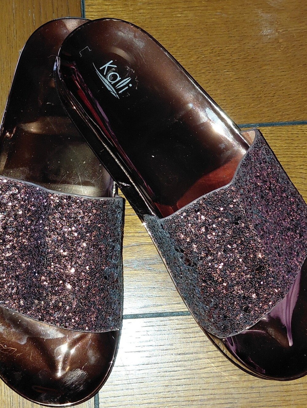 KALI rose gold metallic slide sandals, sz 10, NWOT